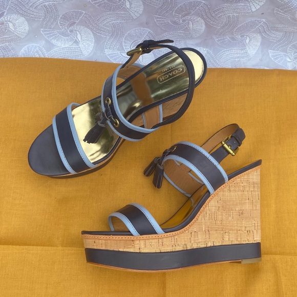 Coach Guileietta Wedge Sandal - Picture 2 of 3